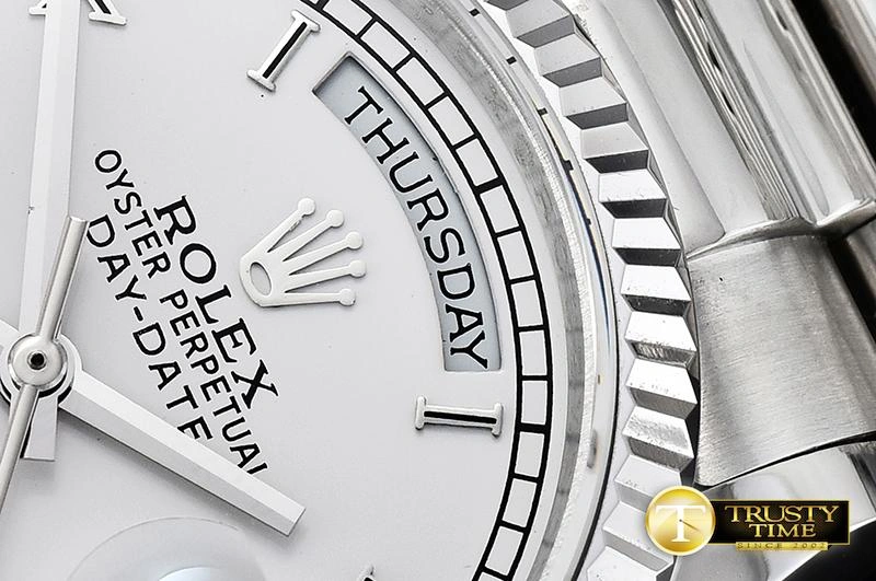 Durable RDD0215B – DayDate 36mm 684