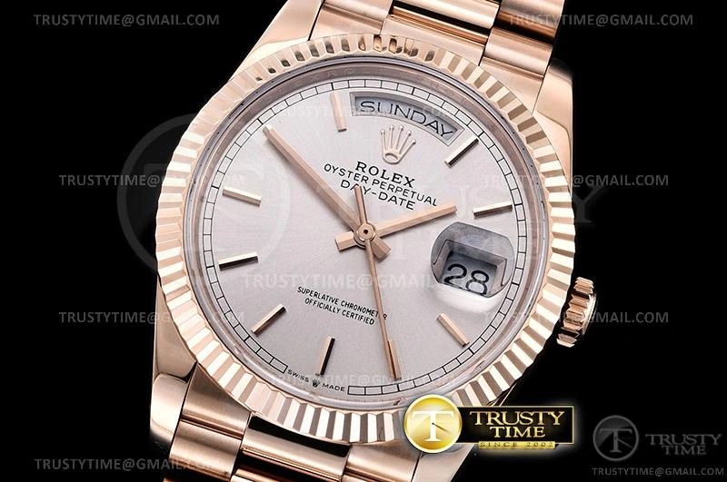 RDD0219E – DayDate 36mm RelaxedFit 695