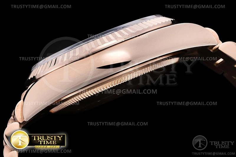 RDD0219E – DayDate 36mm RelaxedFit 695