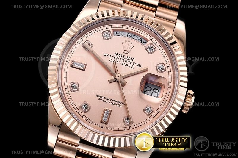 Compact RDD0219I – DayDate 36mm 696