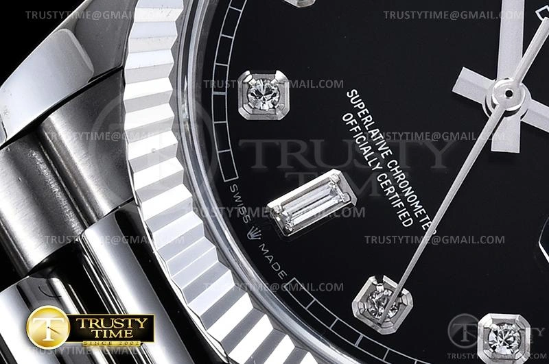 RDD0220E – DayDate 36mm Functional 700