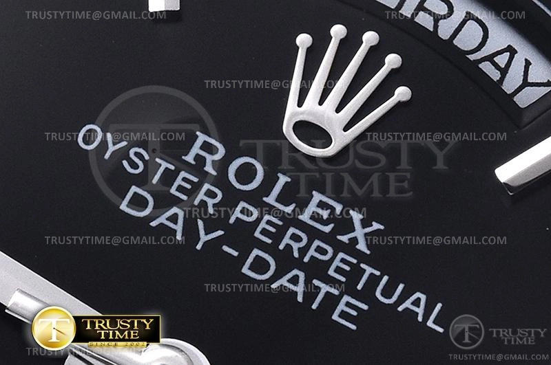Versatile RDD0220H – DayDate 36mm 701
