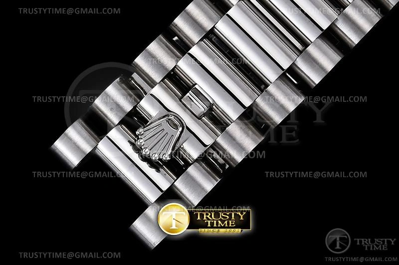 Versatile RDD0220H – DayDate 36mm 701