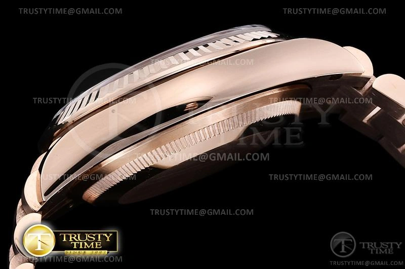 RDD0223A – DayDate 36mm Packable 702