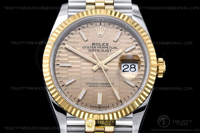 RDJ0450A – DJ 36mm Jub Flt 904L YG SS P-Gold Stk VSF VS Comfortable 764