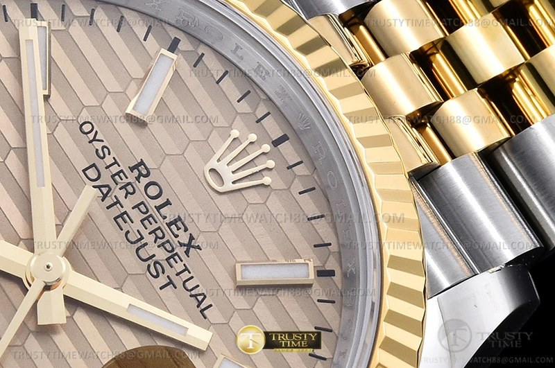 RDJ0450A – DJ 36mm Jub Flt 904L YG SS P-Gold Stk VSF VS Comfortable 764