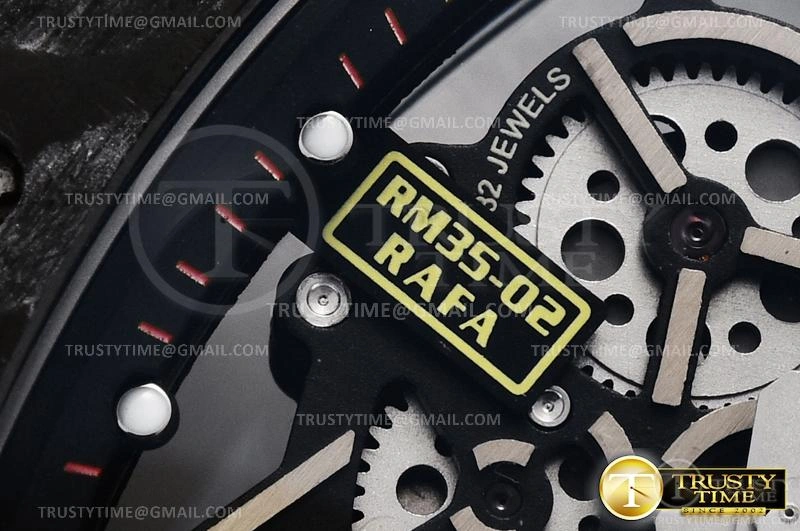 RM0183 – RM035-02 Rafael Nadal FreshLook 558