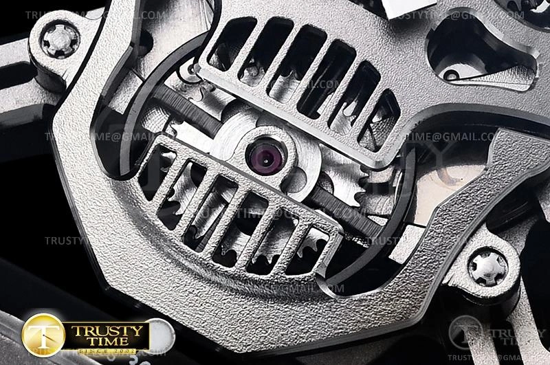 Flexible RM0185 – RM052 Skull Tourbillon 559
