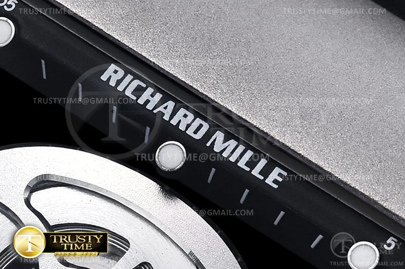 Flexible RM0185 – RM052 Skull Tourbillon 559