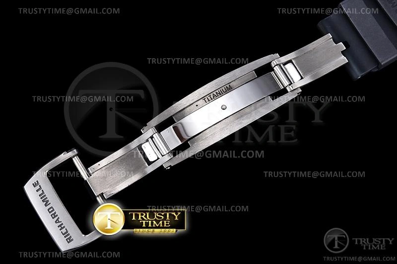 Flexible RM0185 – RM052 Skull Tourbillon 559