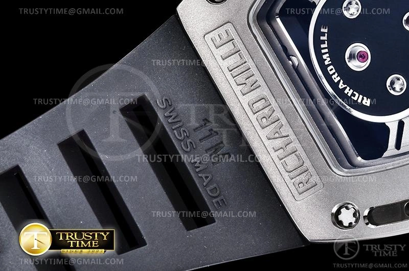 Flexible RM0185 – RM052 Skull Tourbillon 559