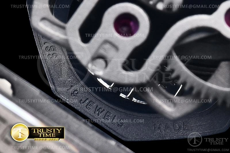 Flexible RM0185 – RM052 Skull Tourbillon 559