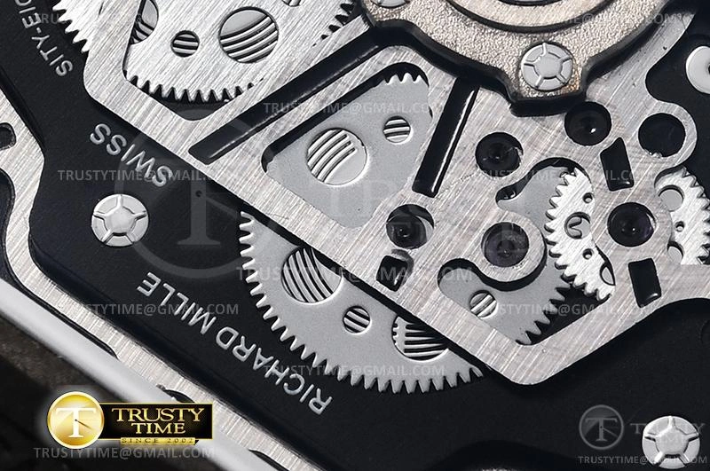 ComfortFit RM0189F – RM011-03 Auto Flyback Chrono 591