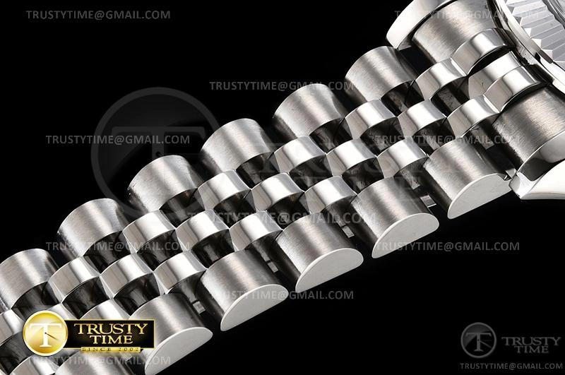 RMDJ0254E – DJ Midsize 31mm Neat 831