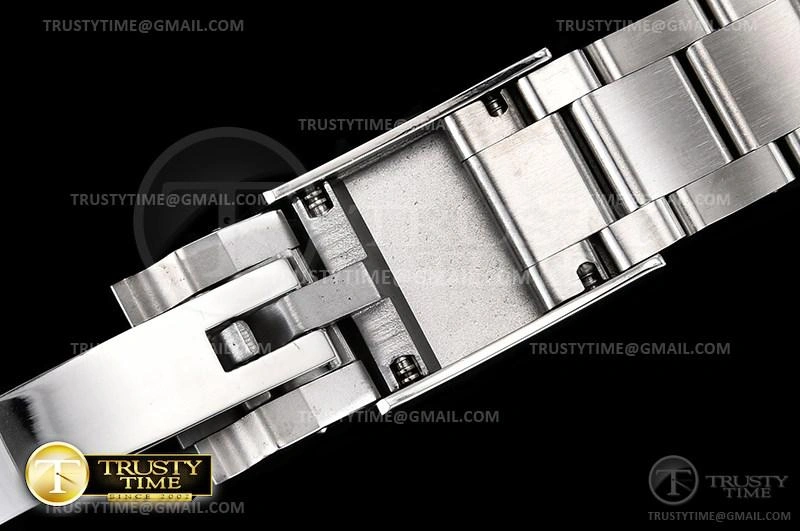 ROLEXP0243B – Explorer II WaterResistant 959