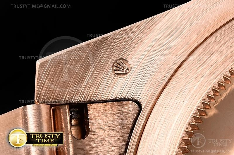 ROLGMT133 – GMT II Snug 968