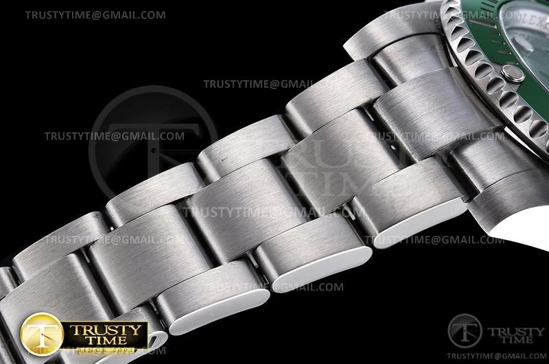 Sustainable ROLSUB0288 – Submariner 116610LV 904L SS SS Green V2S ZZF SA 1039