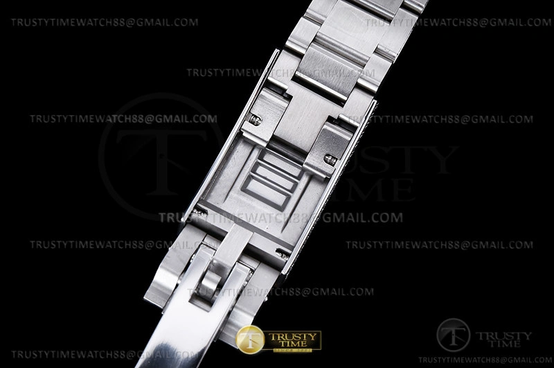 ROLSUB0477B – Submariner 904 Dia Dia Dia OTE JVS A Vibrant 1057
