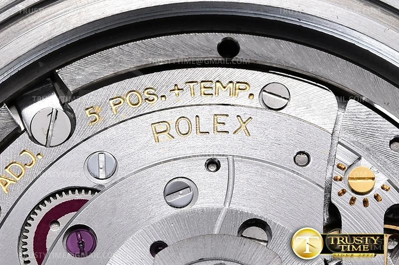 ROLYM179 – YachtMaster EyeCatching 1076