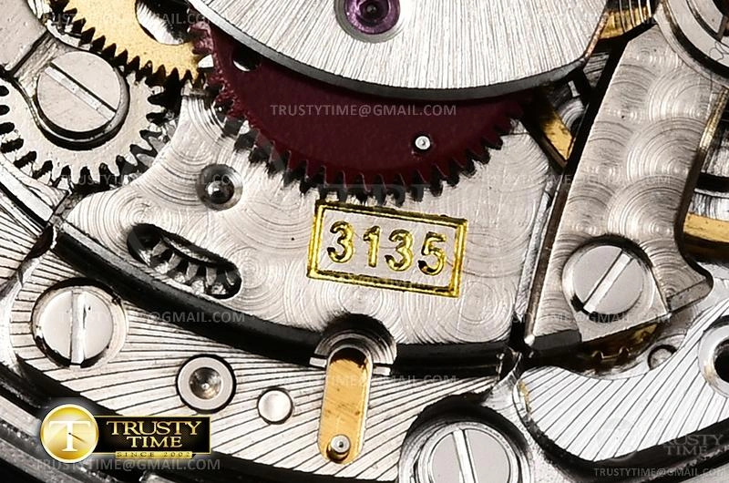 ROLYM181 – YachtMaster Unique 1077