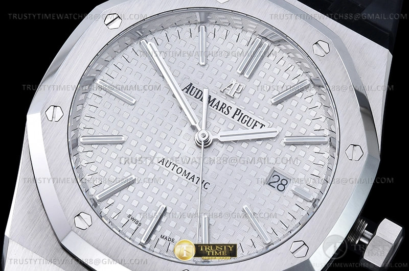 Royal Oak 15400 SS RU White APSF V3 A Comfortable 98