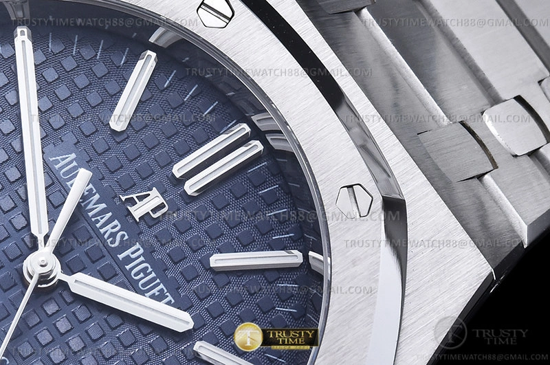 Royal Oak 15400 SS SS Blue APSF V3 A Minimalist 116