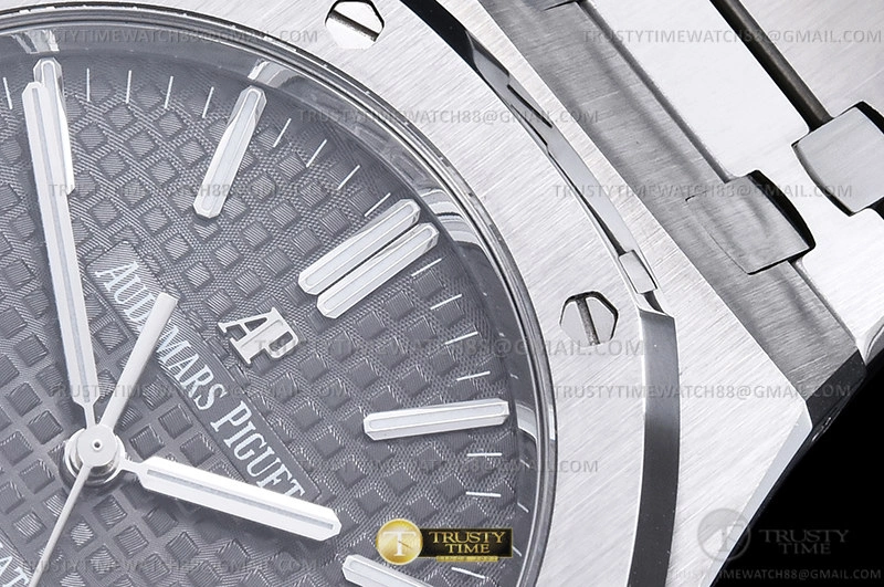 ComfortFit Royal Oak 15400 SS SS Grey APSF MY 103