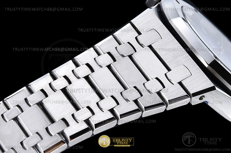 ComfortFit Royal Oak 15400 SS SS Grey APSF MY 103
