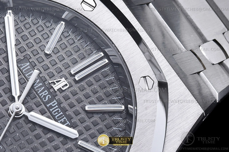 Royal Oak 15400 SS SS Grey APSF V3 A Compact 110