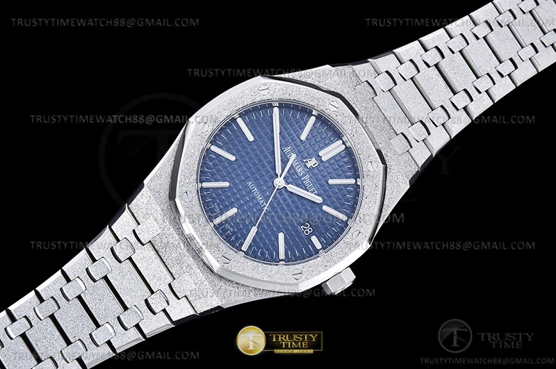 ModernLook Royal Oak 15410 Frosted SS SS Blue ZF A 108