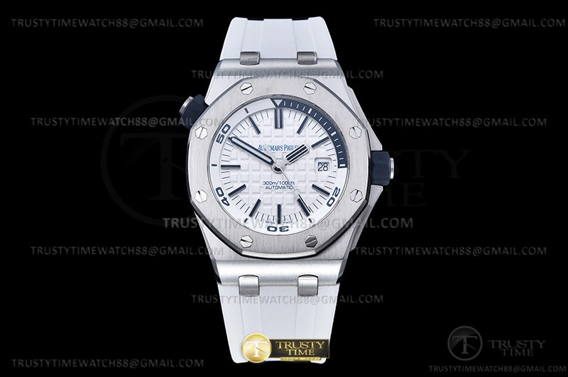 Royal Oak Diver 15707CE CER RU White APSF A QuickDry 107