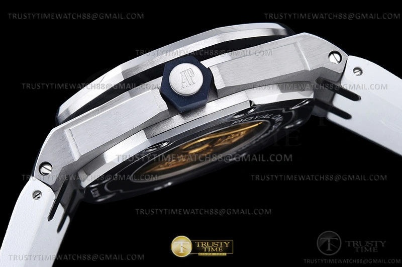 Royal Oak Diver 15707CE CER RU White APSF A QuickDry 107