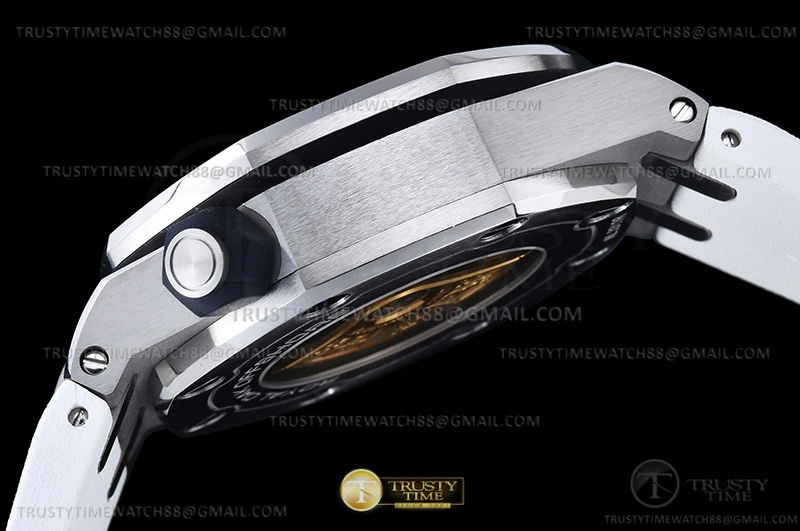 Royal Oak Diver 15707CE CER RU White APSF A QuickDry 107