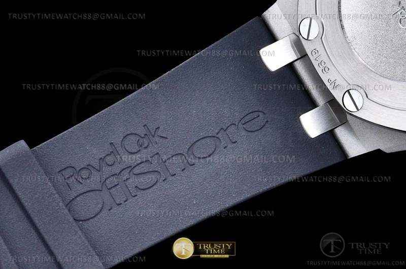 WeatherProof Royal Oak Offshore Diver 15703 SS RU ZF V2 A 112