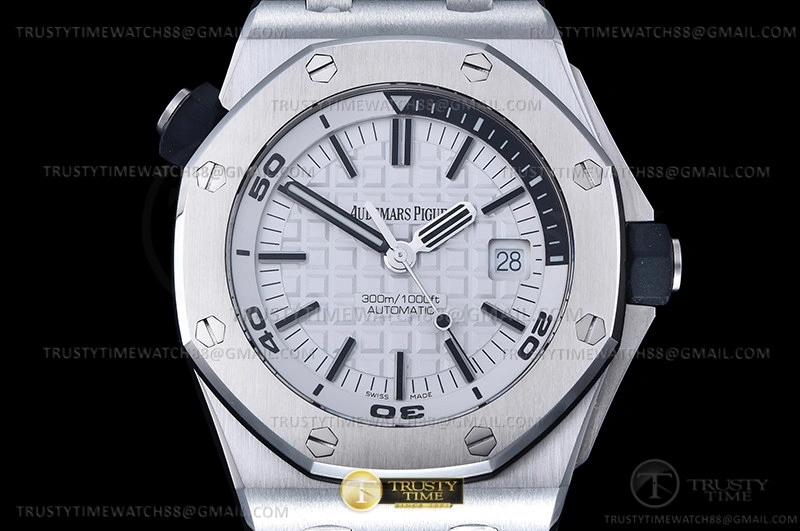 Royal Oak Offshore Diver 15710 SS RU White APSF A Popular 114