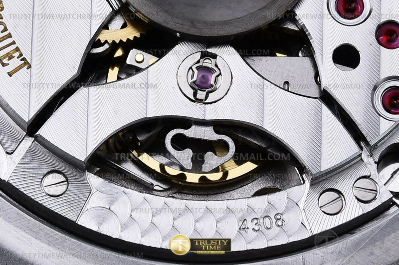 Royal Oak Offshore Diver 15720 SS RU Grn APF A HighPerformance 117