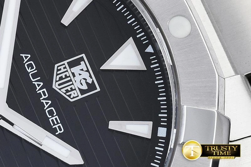 TimelessDesign TAG0296D – AquaRacer Calibre 1108