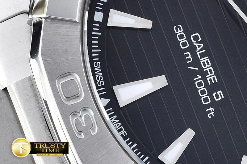 TimelessDesign TAG0296D – AquaRacer Calibre 1108