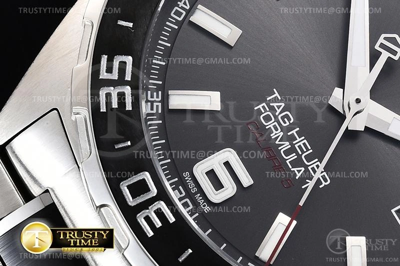 TAG0356A – Aquaracer Caliber Trendy 1136