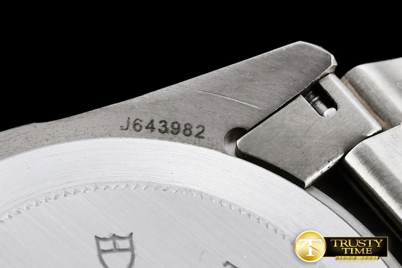 Minimalist TUD028 – Pelagos 1145