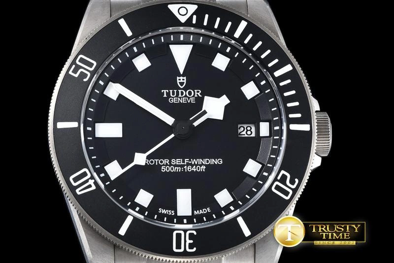 Minimalist TUD028 – Pelagos 1145