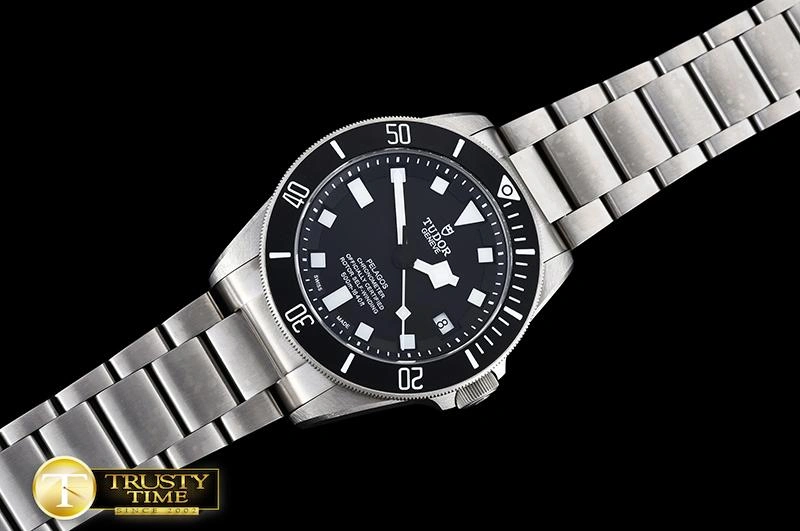 SportInspired TUD035 – 2016 Pelagos 1150