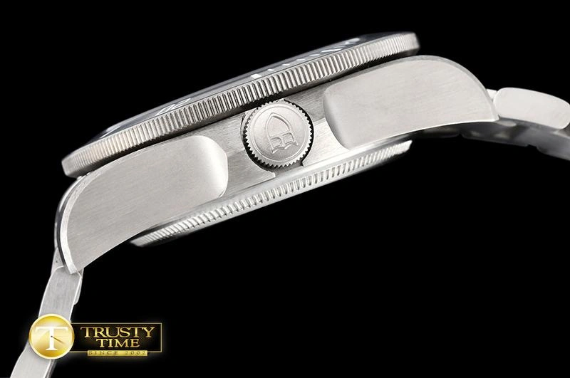 SportInspired TUD035 – 2016 Pelagos 1150