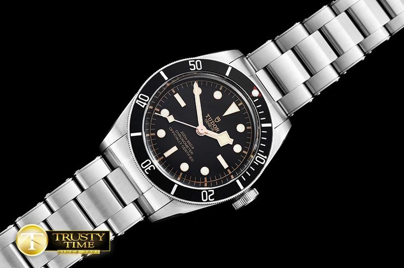 TUD045 – Heritage Black Bay WrinkleFree 1154