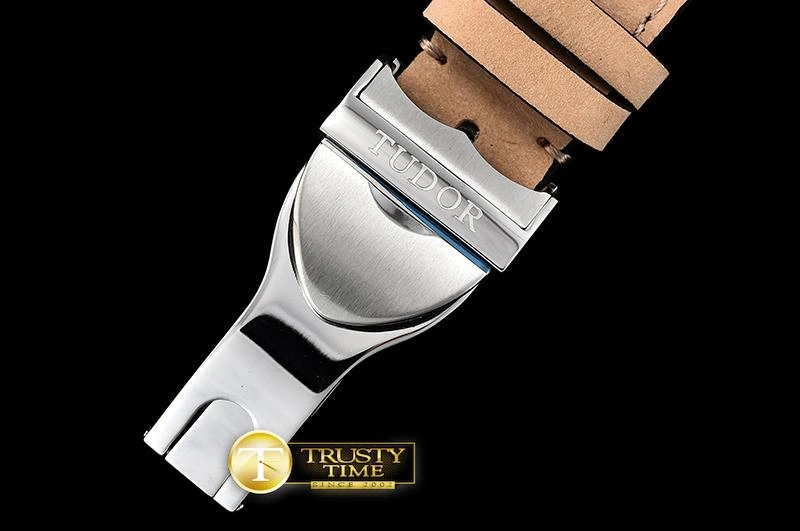 TimelessDesign TUD054 – Heritage Black Bay 1159