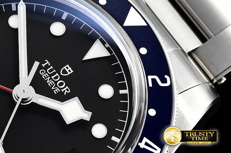 TUD060 – Black Bay Contemporary 1161