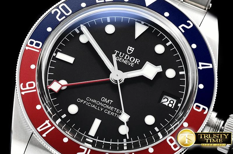 TUD060 – Black Bay Contemporary 1161