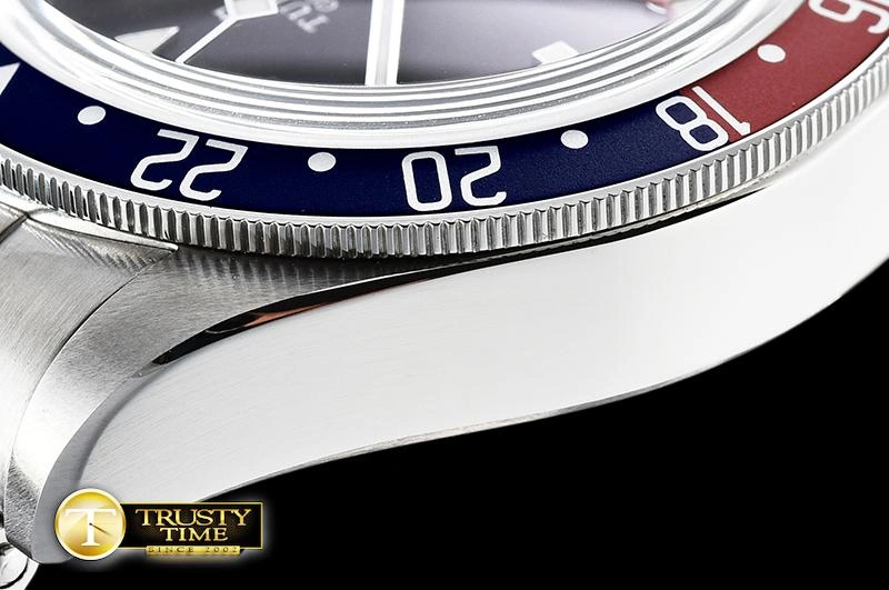 TUD060 – Black Bay Contemporary 1161