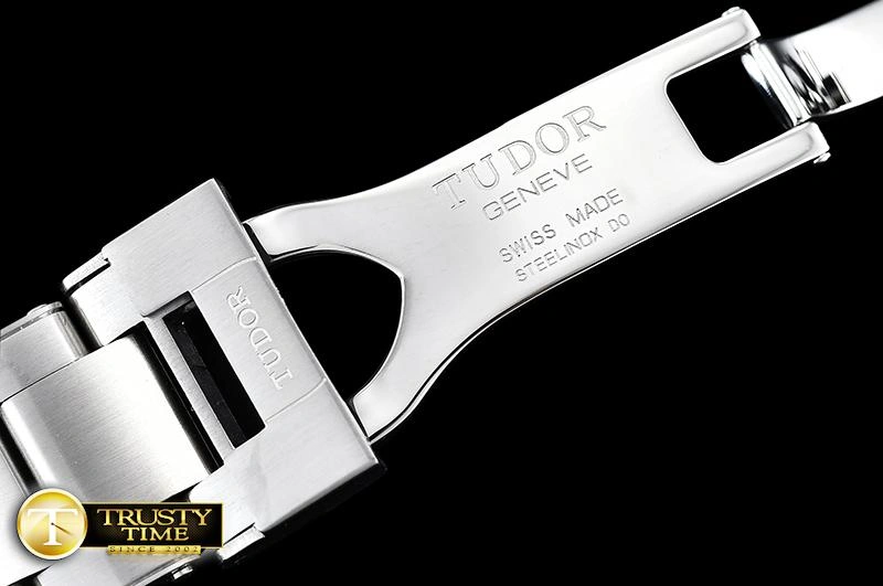 TUD060 – Black Bay Contemporary 1161