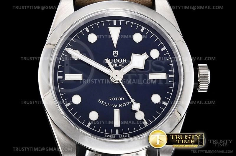 TUD070A – Heritage Black Bay WrinkleFree 1165